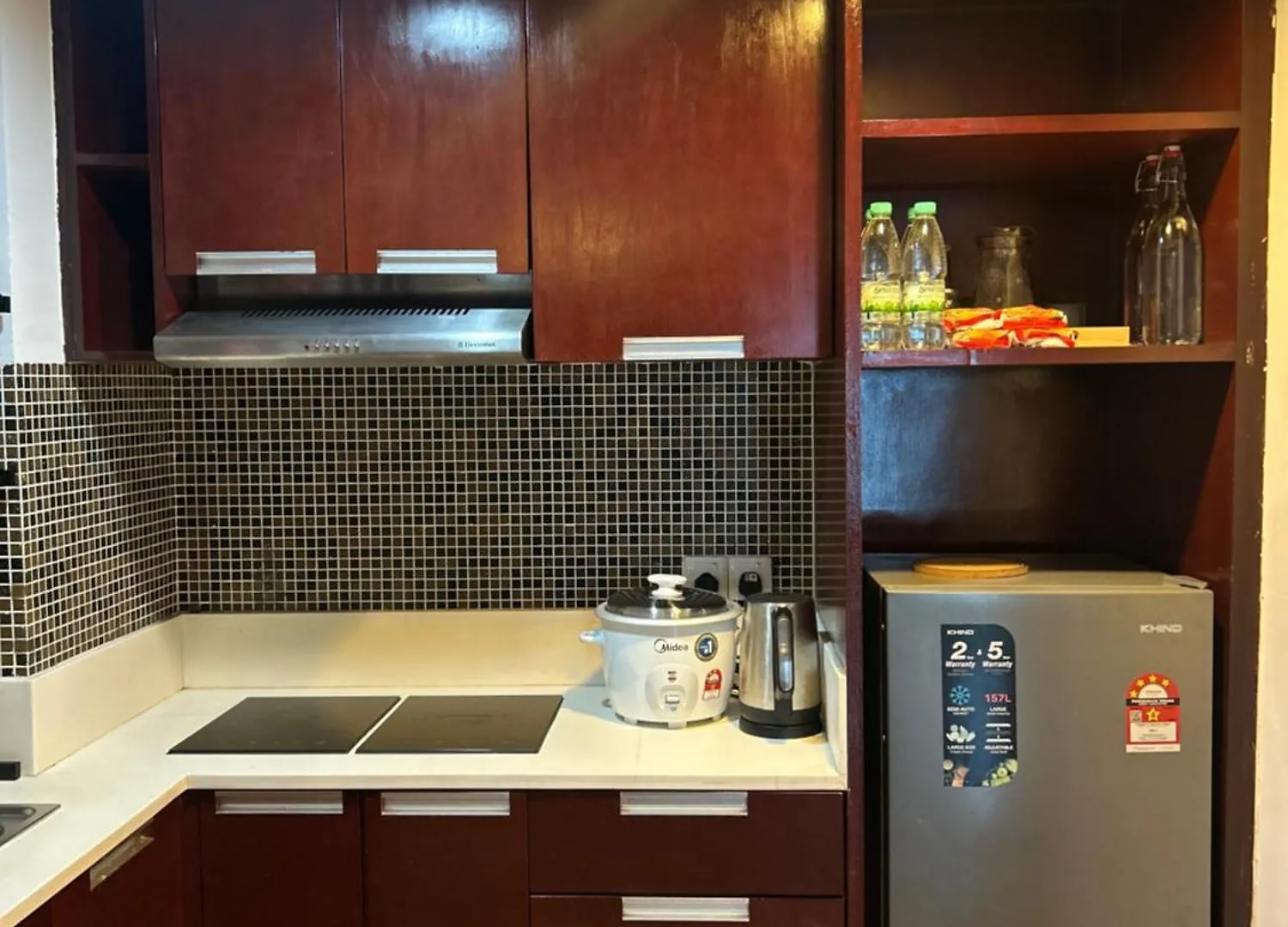 Mj Rich Hauzz Suites Kota Kinabalu