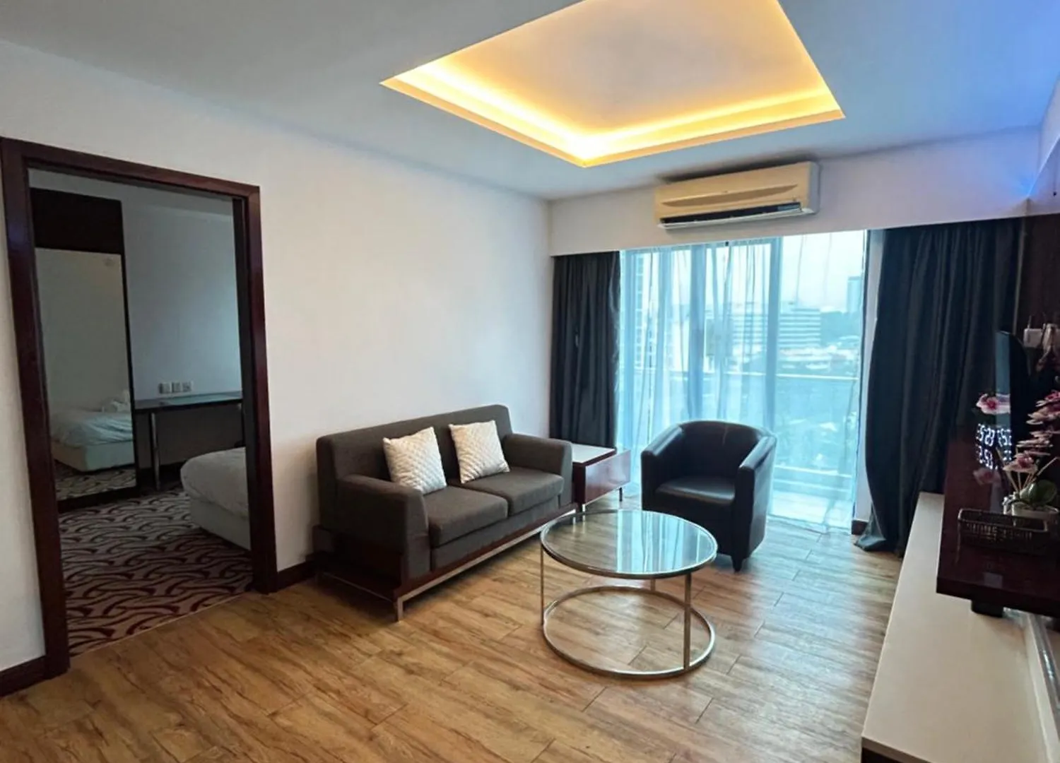 Mj Rich Hauzz Suites Kota Kinabalu